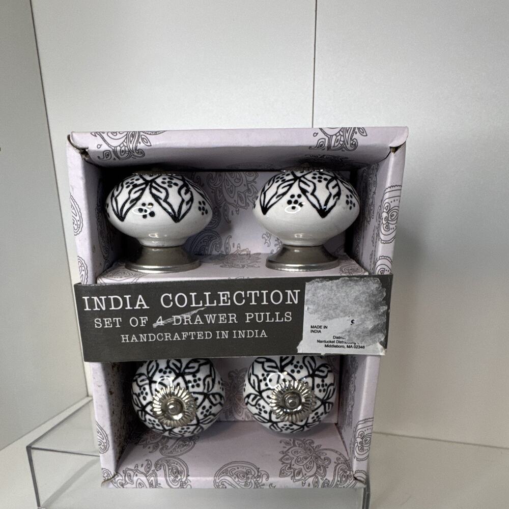 India Collection Set of 4 Round Ceramic Cabinet Knobs Floral White Black 1.5"